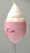 Frambozenmousse met meringue
